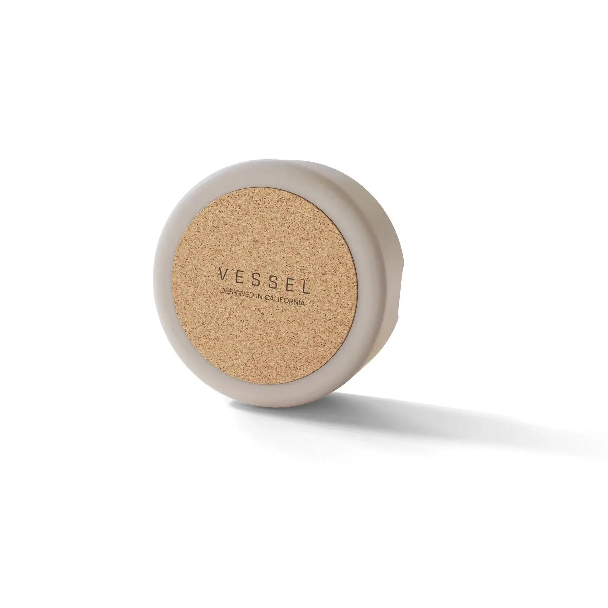 Cenicero blanco de Vessel desde atrás